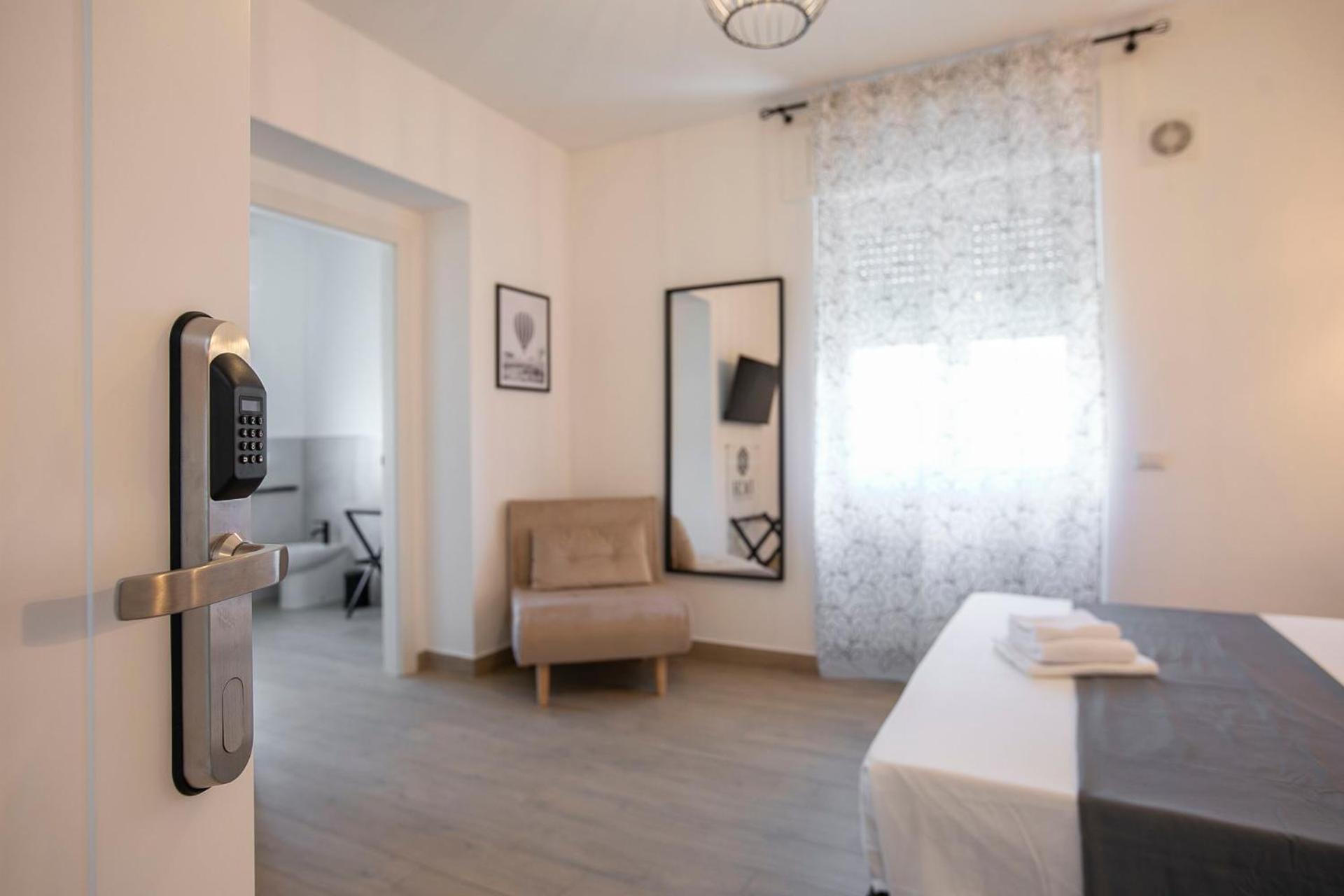 פיומיצ'ינו Domina Guest House מראה חיצוני תמונה