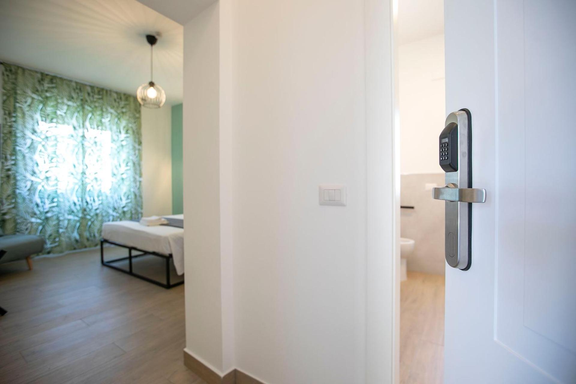 פיומיצ'ינו Domina Guest House מראה חיצוני תמונה